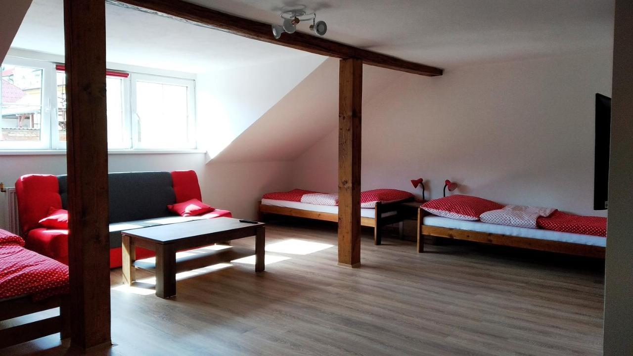 Apartmány Kukaččí hnízdo Benesov nad Ploucnici Esterno foto