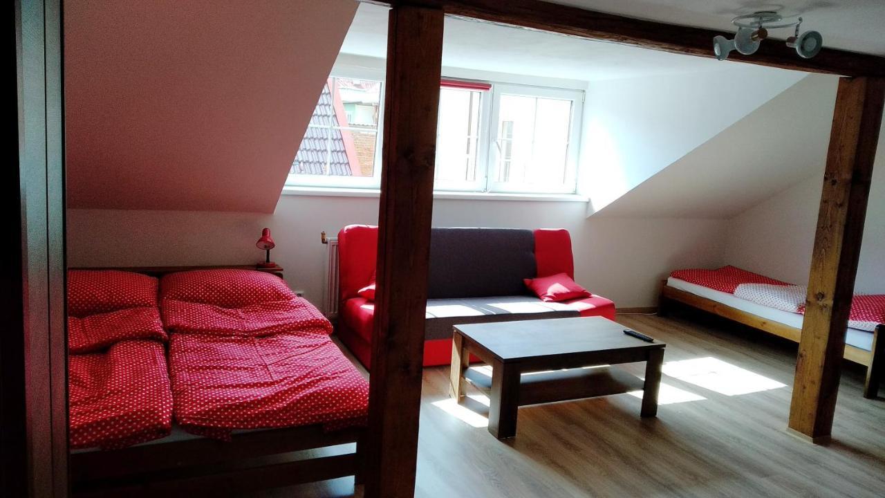 Apartmány Kukaččí hnízdo Benesov nad Ploucnici Esterno foto