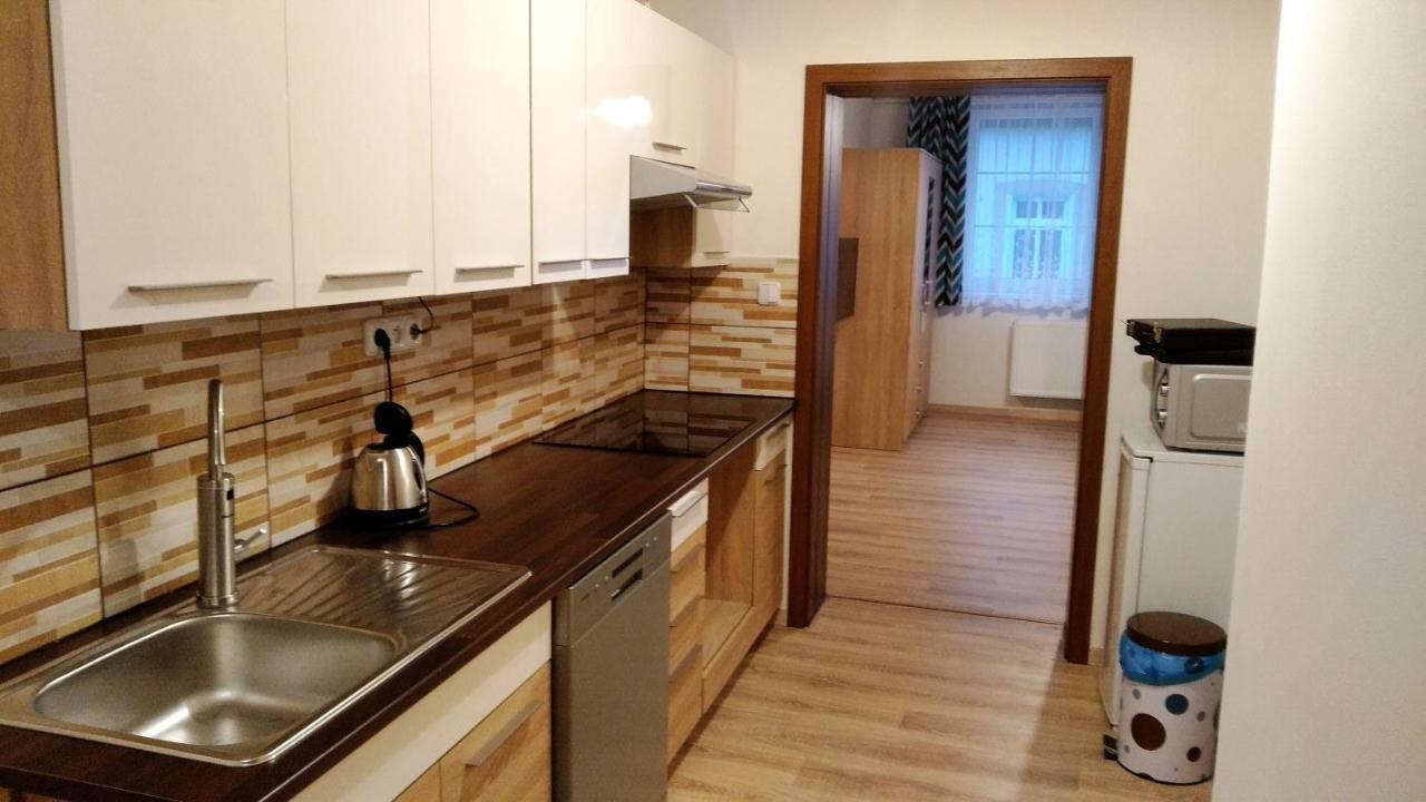 Apartmány Kukaččí hnízdo Benesov nad Ploucnici Esterno foto