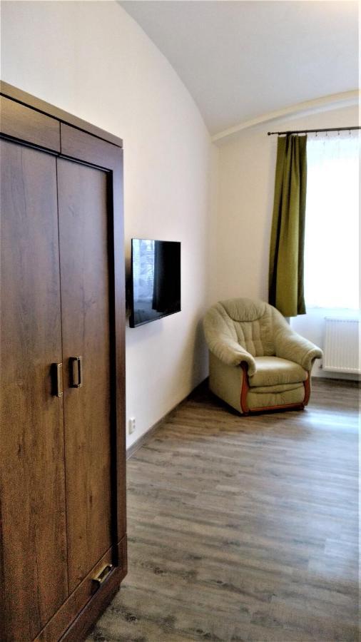 Apartmány Kukaččí hnízdo Benesov nad Ploucnici Esterno foto